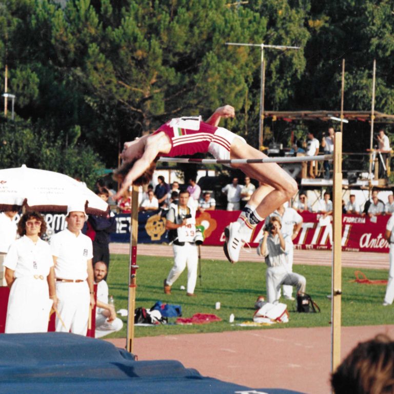 Kostadinova